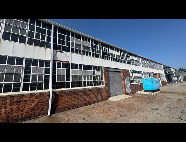 720M² WAREHOUSE TO LET IN WYNBERG